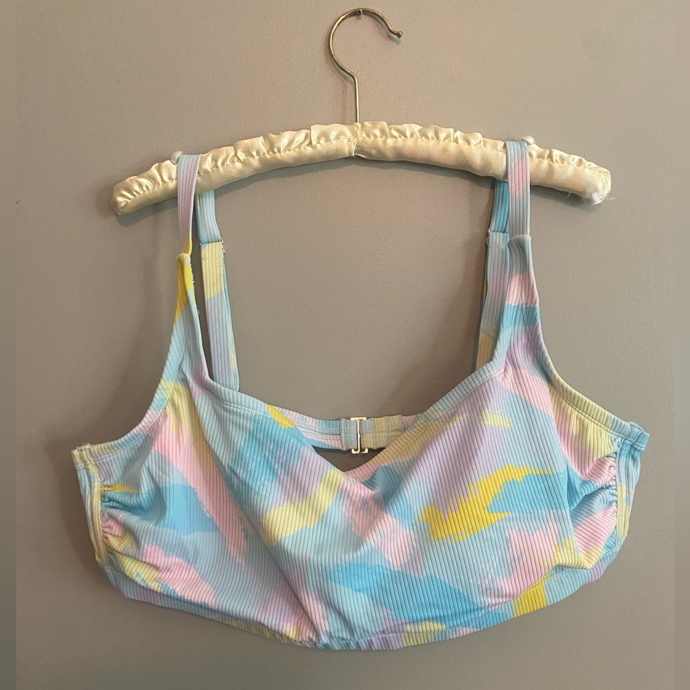 Wild Fable pastel bikini top